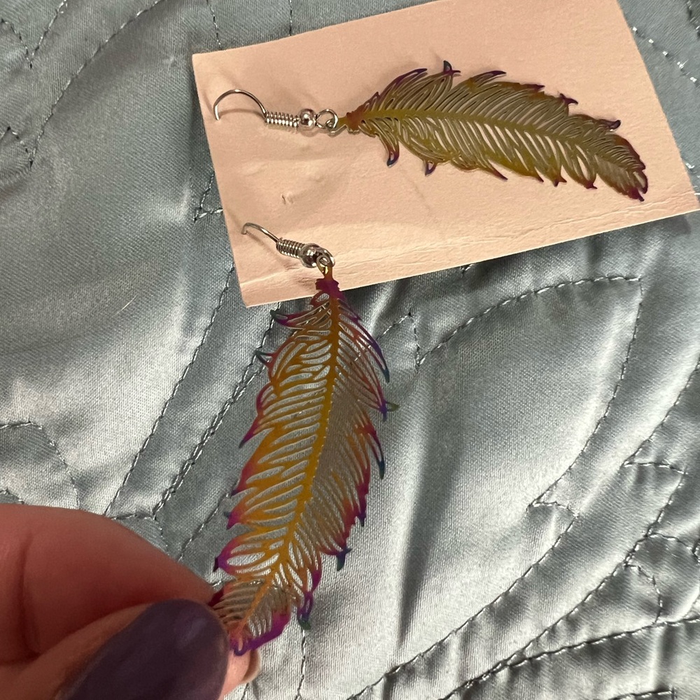 Boho Feather Earrings - Gold and Purple